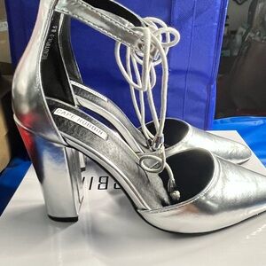 Beautiful silver pumps